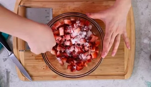 Make the Stabilized Whipped Cream Frosting